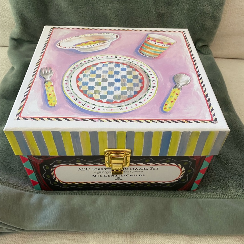 Mackenzie-Child ABCs Childs Dinnerware set NEW